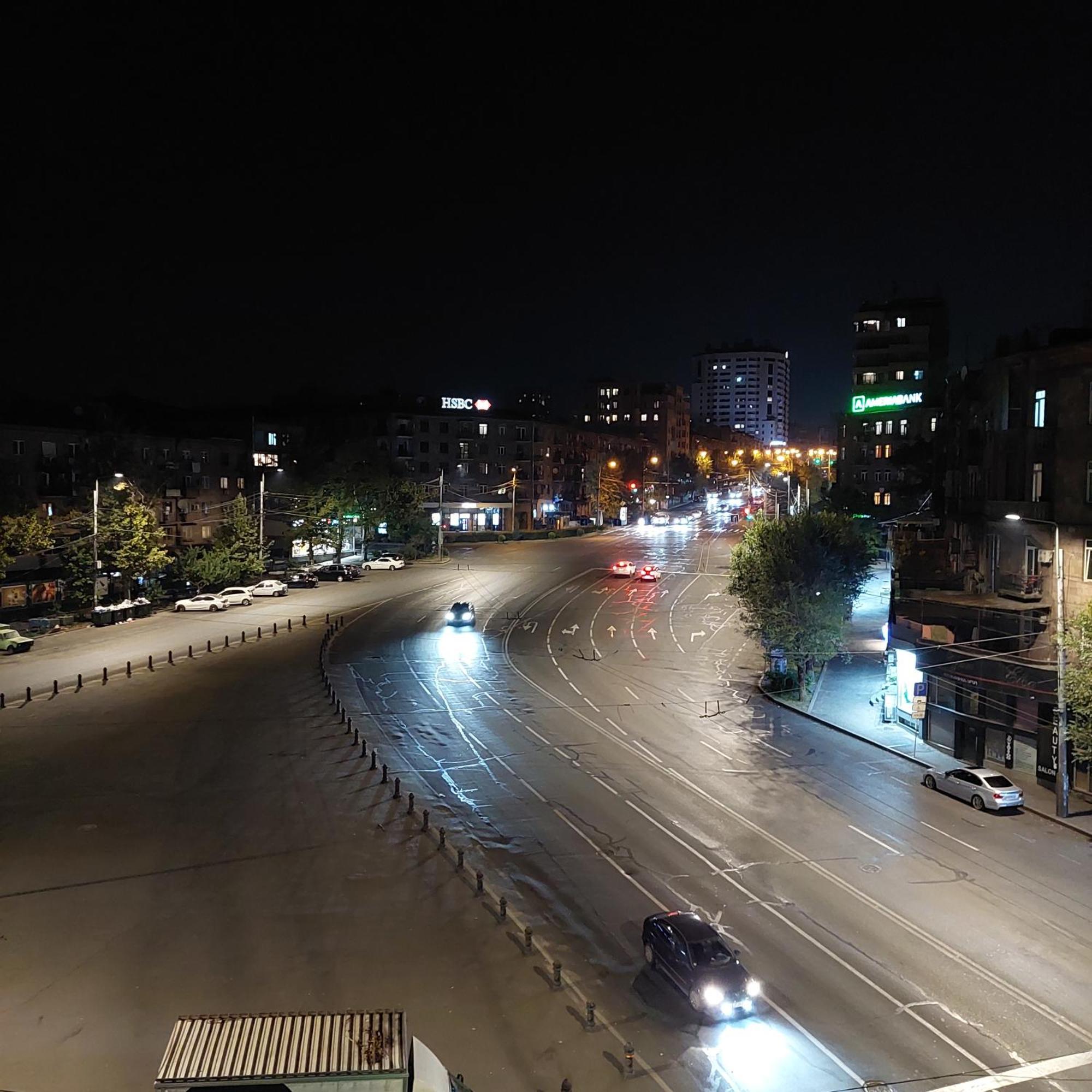 Komitas Metro Druzhba Apartment Yerevan